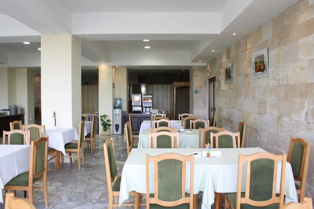 Bisser Hotel - Free Parking - Free Pool Access Baltschik Exterior foto